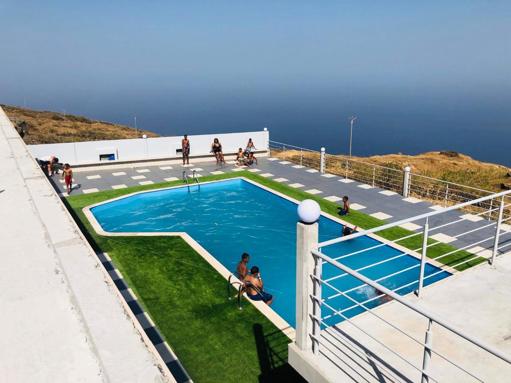 Edificio Cosec Hotel Cova Figueira Εξωτερικό φωτογραφία